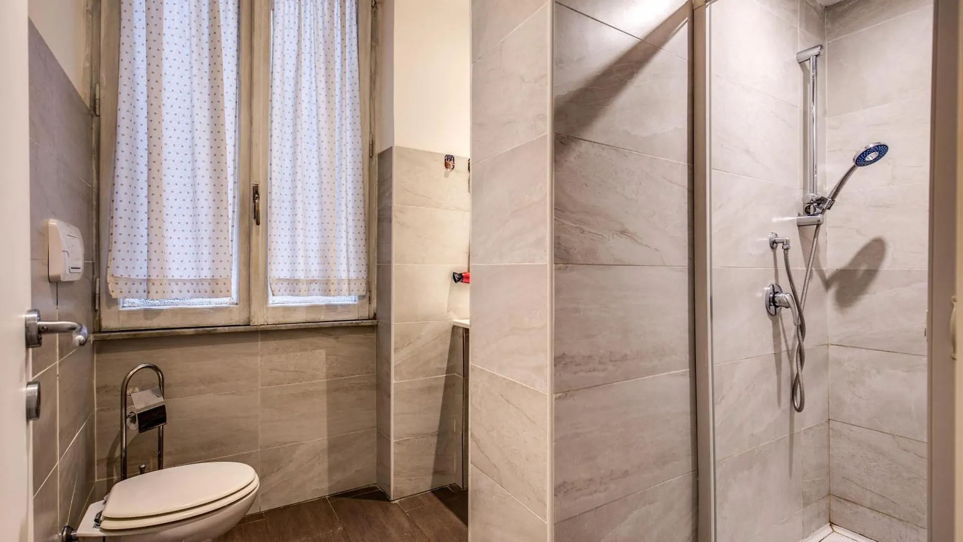 Guest house Guesthouse O Affittacamere La Civetta Di Trastevere Rome